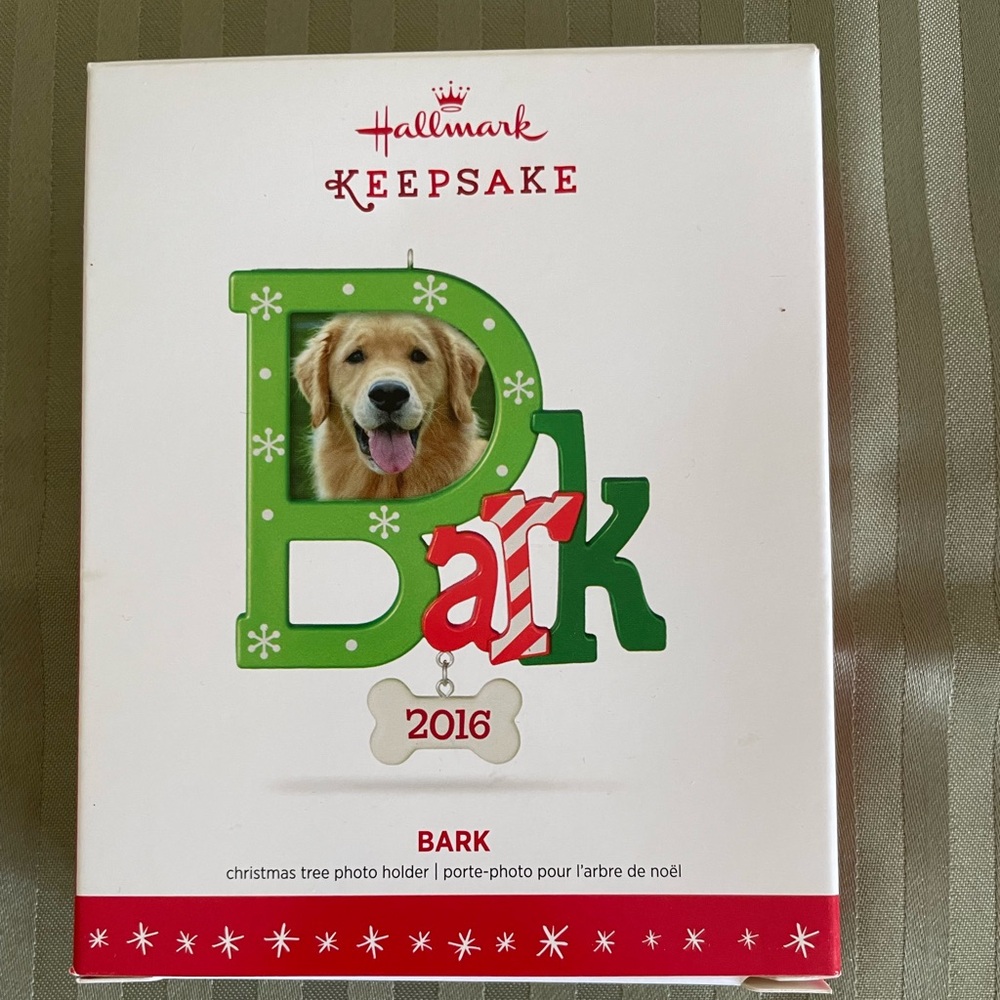 Hallmark Green and Red Bark Ornament 2016 Dated